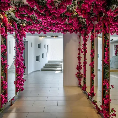 Mykonos Drops Platys Gialos (Mykonos)